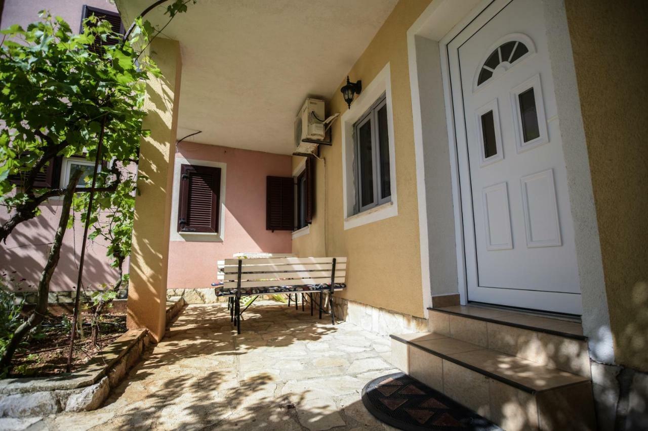 Apartmani Vitkovic II Cres Dış mekan fotoğraf