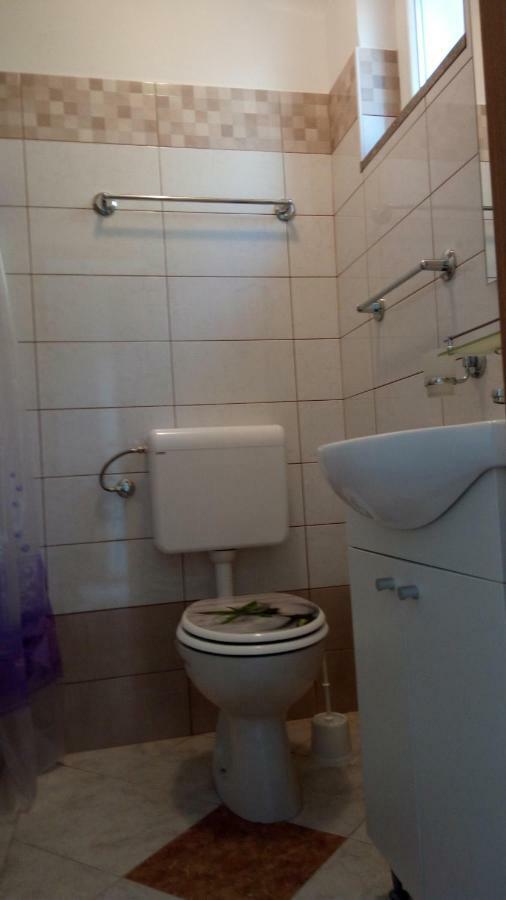 Apartmani Vitkovic II Cres Dış mekan fotoğraf