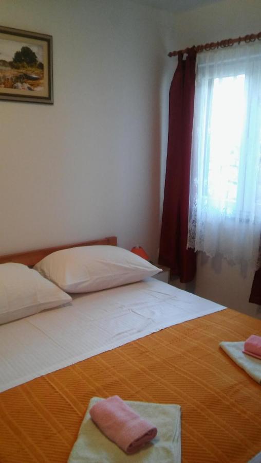 Apartmani Vitkovic II Cres Dış mekan fotoğraf